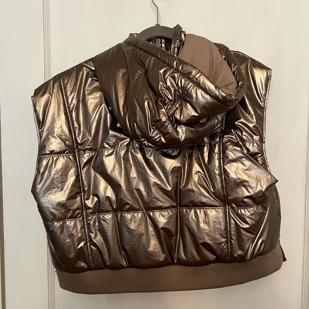 Anthropologie 1X Daily Practice by Anthropologie Metallic Puffer Vest - Picture 6 of 7